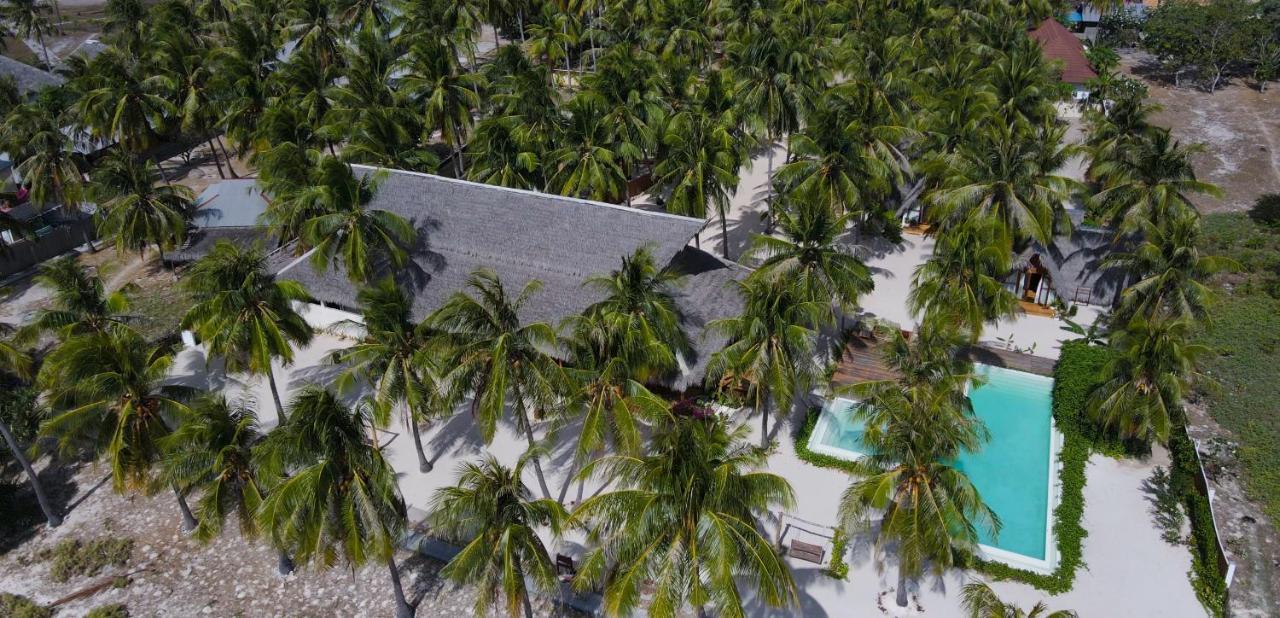 81 Palms Resort Нембрала Екстериор снимка
