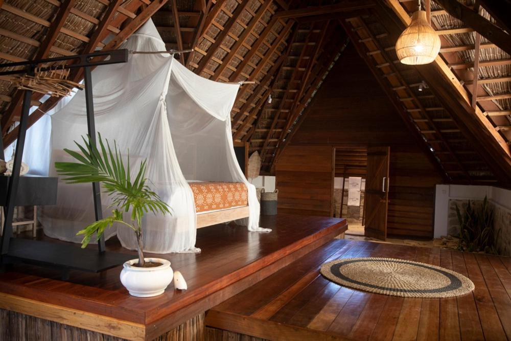 81 Palms Resort Нембрала Стая снимка