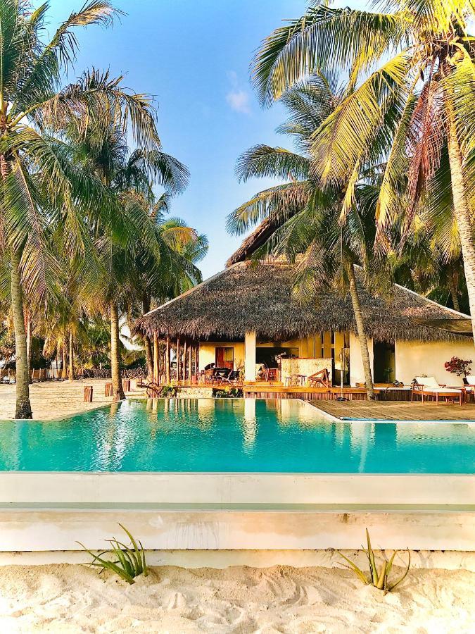 81 Palms Resort Нембрала Екстериор снимка