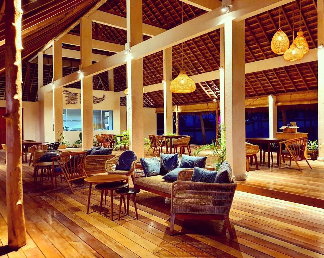 81 Palms Resort Нембрала Екстериор снимка