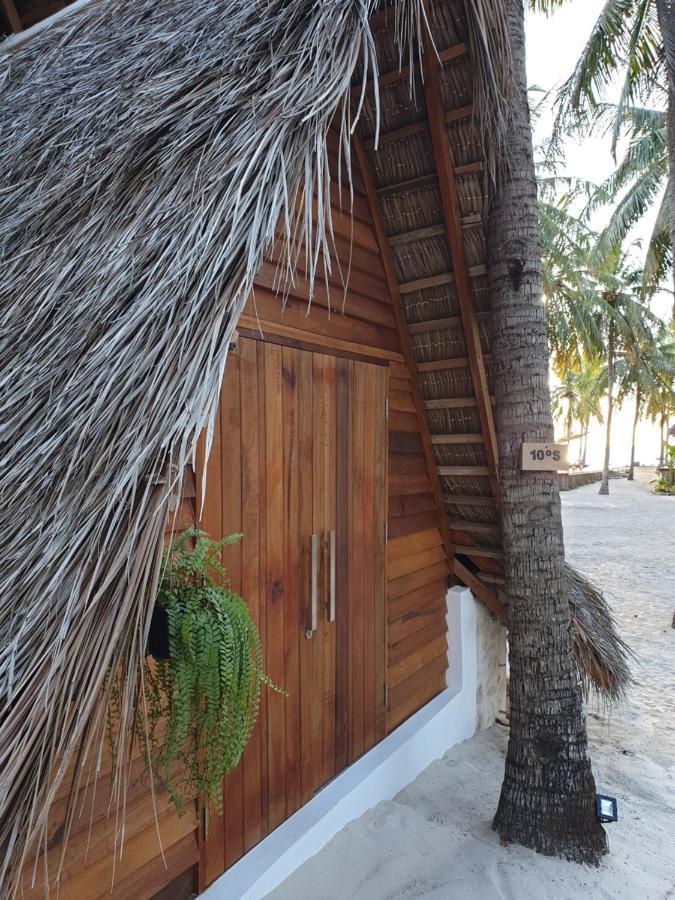81 Palms Resort Нембрала Екстериор снимка